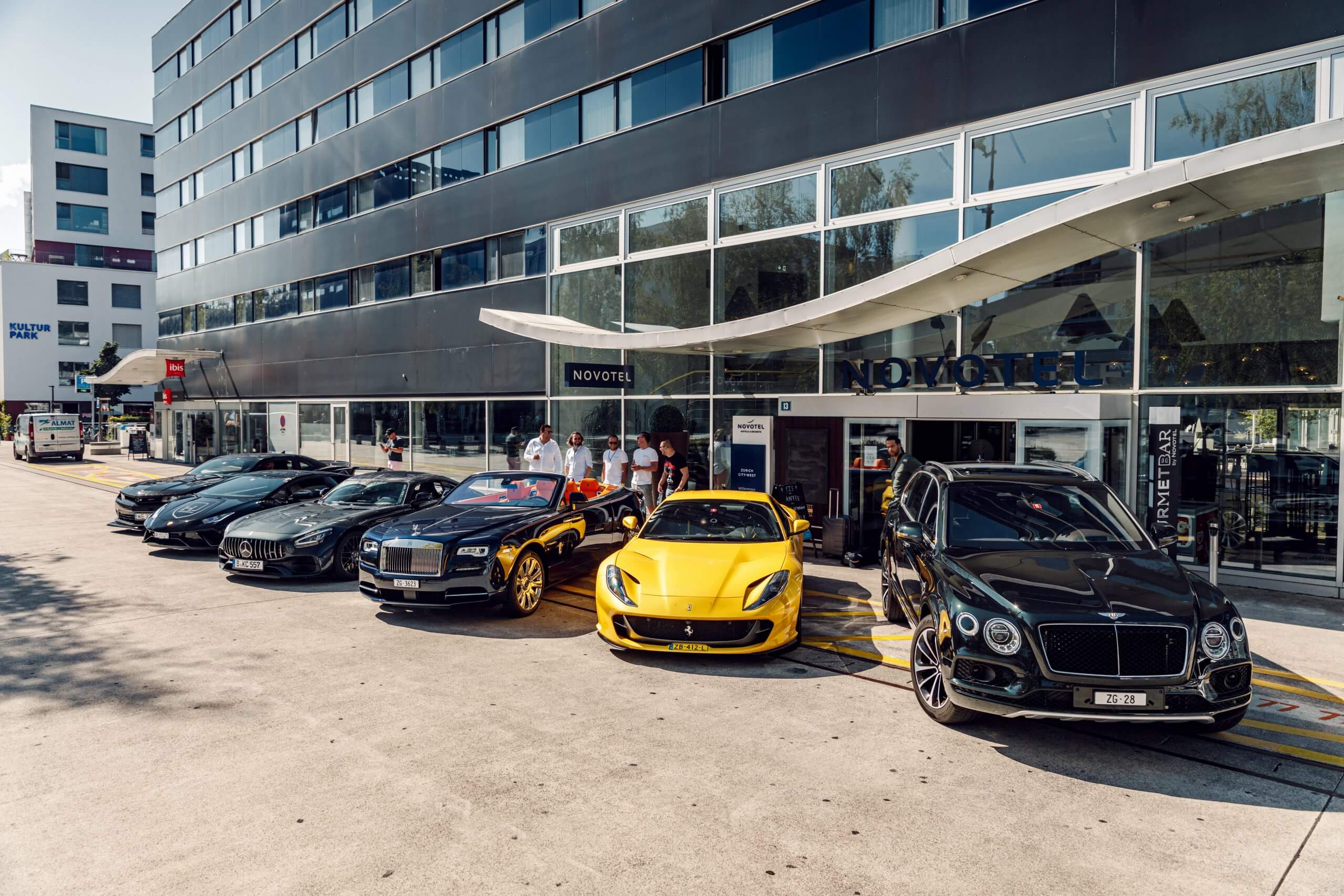 Grand Tour CH Throwback